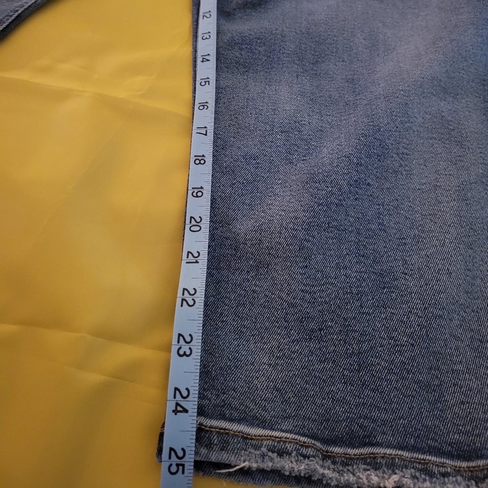 Weatherized capri/pant Jean - Picture 4 of 8